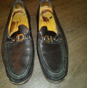 Black leather Ferragamo 14